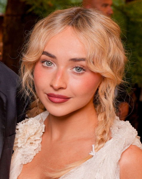 fall makeup trends 2026 more blush less contour